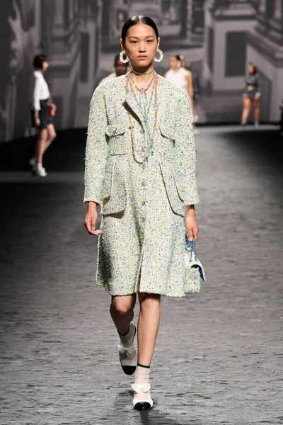 Look 20